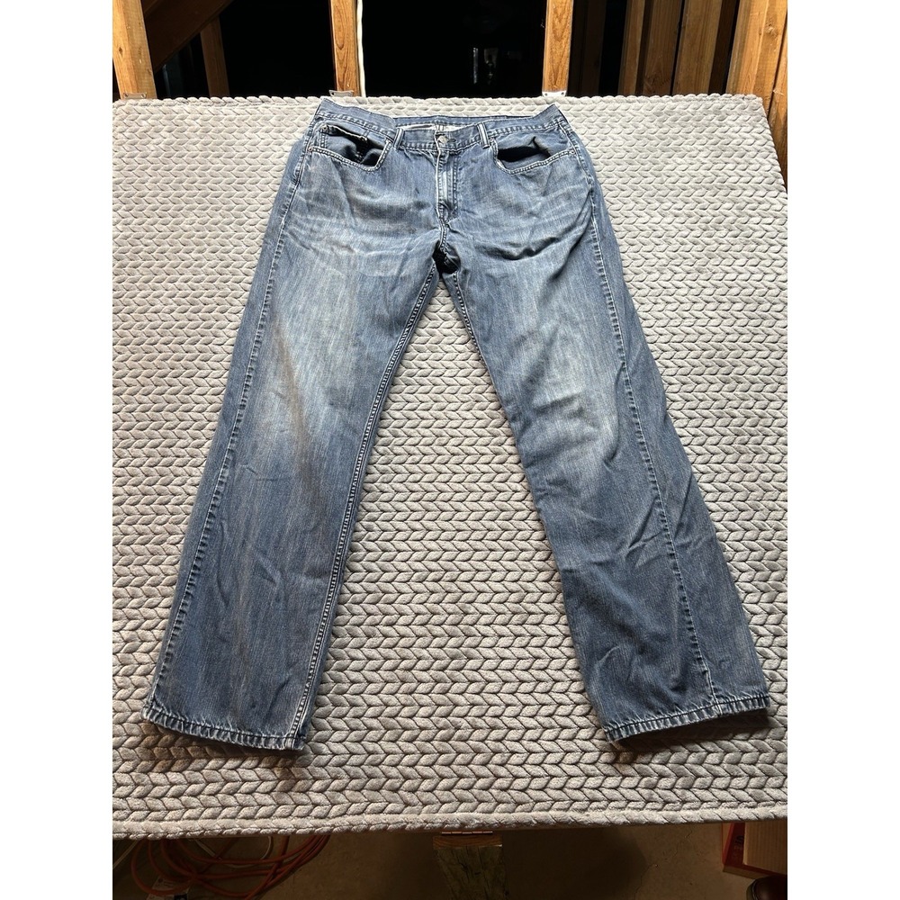 Levi's 559 Jeans Men's 38x34 Blue Light Wash Straight Leg Jeans
